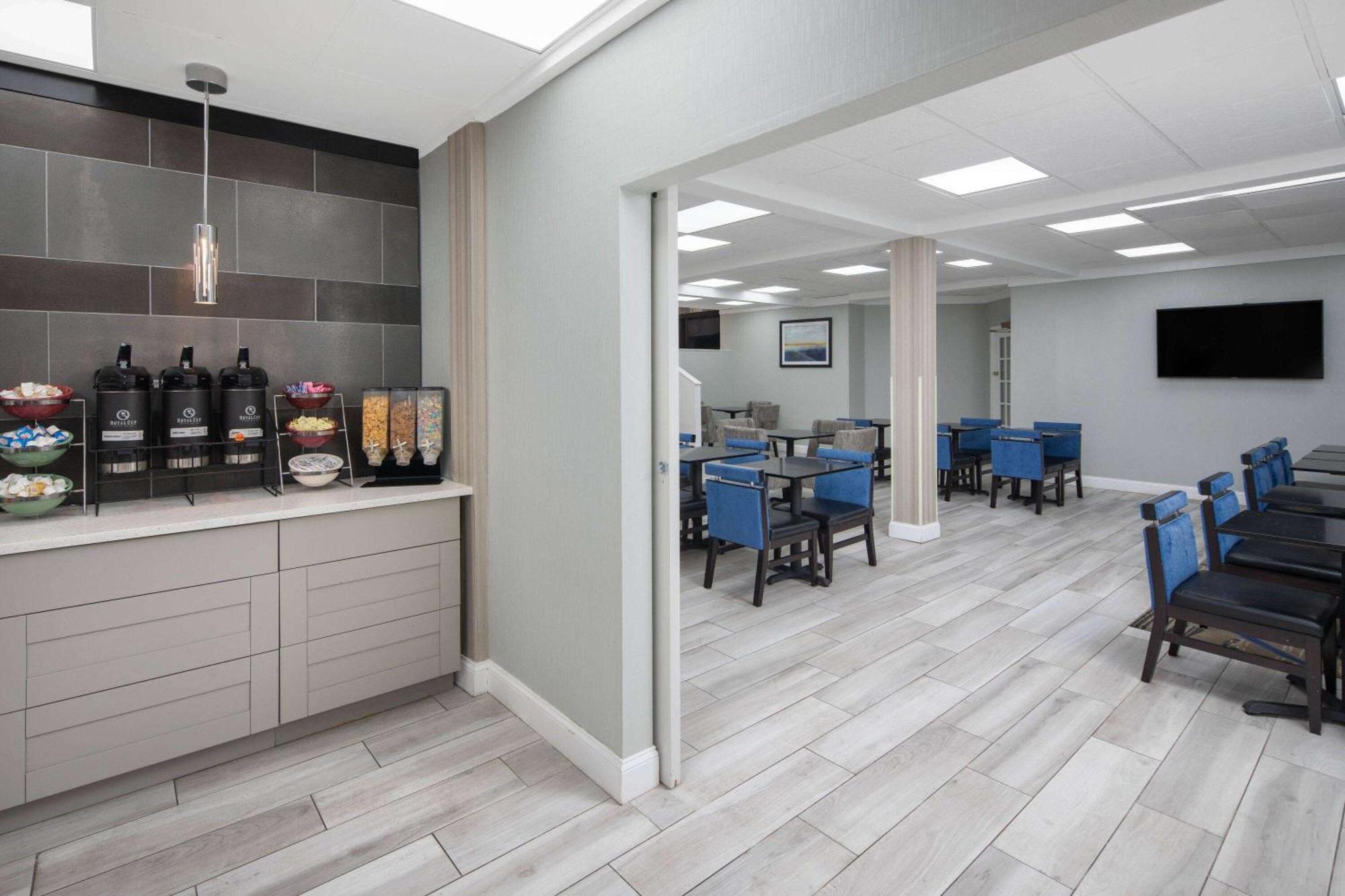 מלון College Park La Quinta By Wyndham Atlanta Airport South מראה חיצוני תמונה